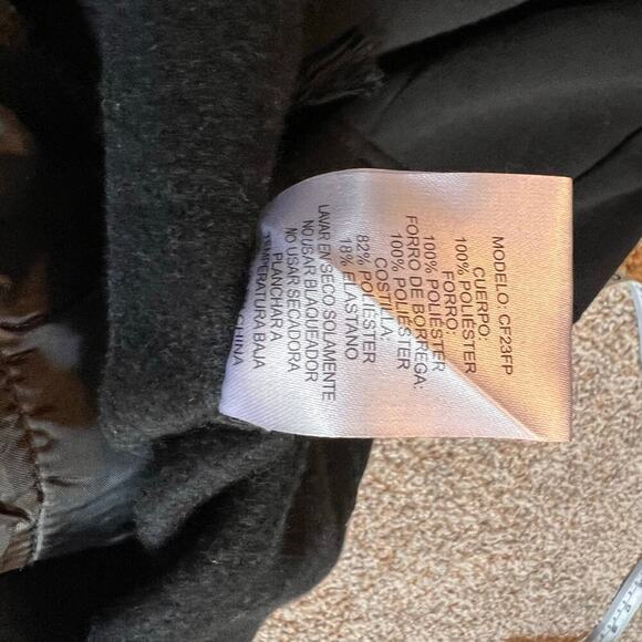 Cavalini Women's Black Jacket. Tie at Waist, Faux Sherpa Hood, Pockets. Size PM - Picture 7 of 8